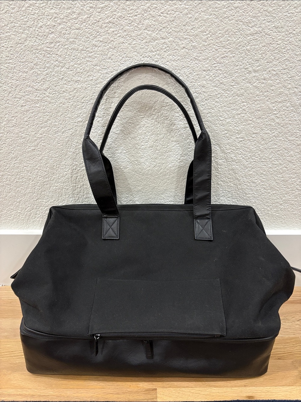 BEIS The Convertible Weekender in Black - Picture 2 of 4